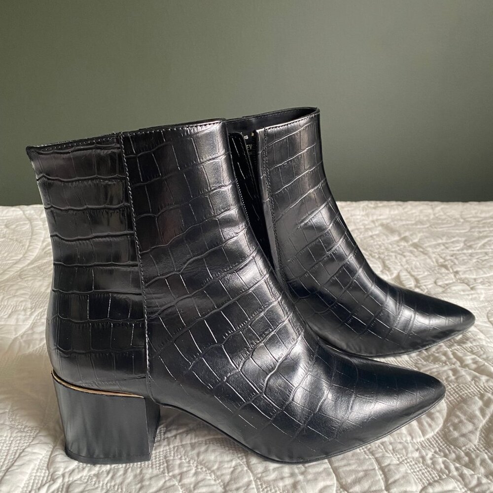 Thursday Boot Company Luna Back Croco 8.5 ankle boots